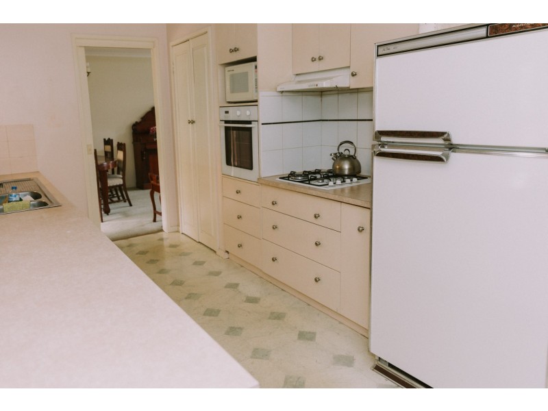 24 Hillview Avenue, Moama NSW 2731