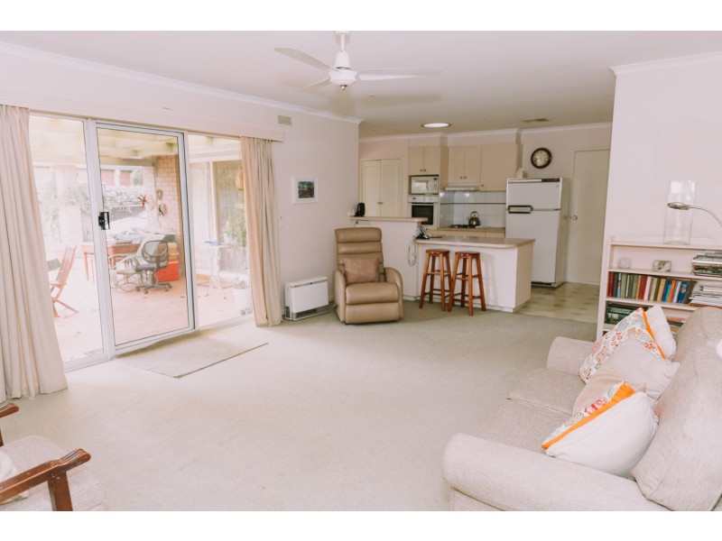 24 Hillview Avenue, Moama NSW 2731