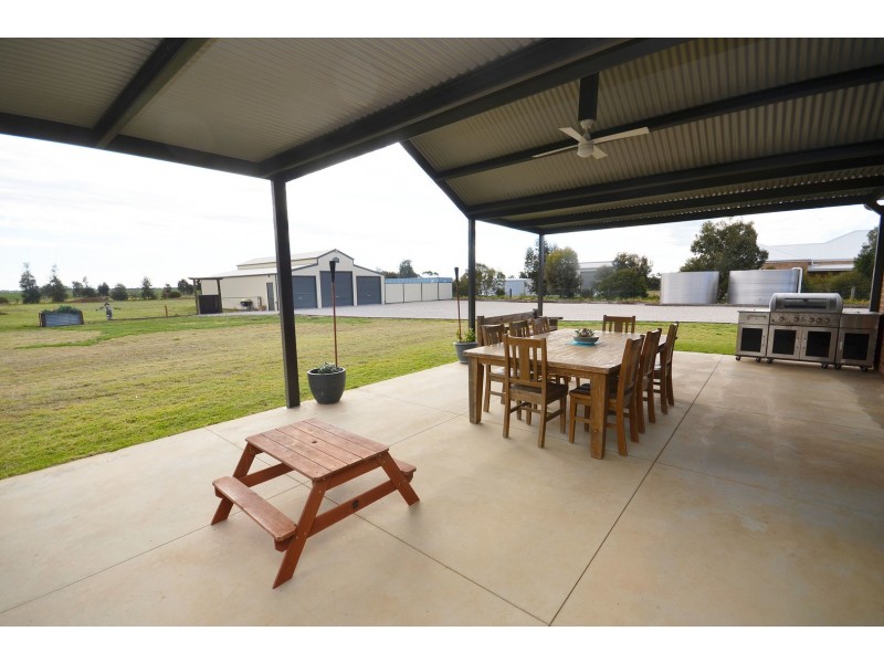 760 Simmie Road, Echuca VIC 3564