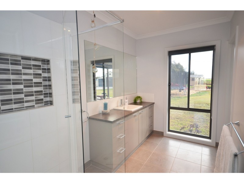 760 Simmie Road, Echuca VIC 3564
