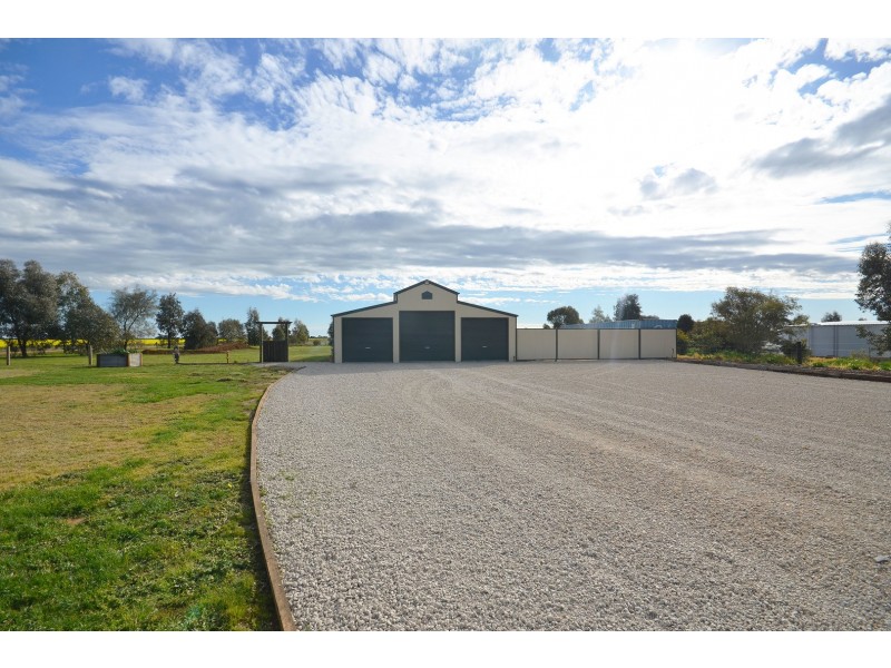 760 Simmie Road, Echuca VIC 3564