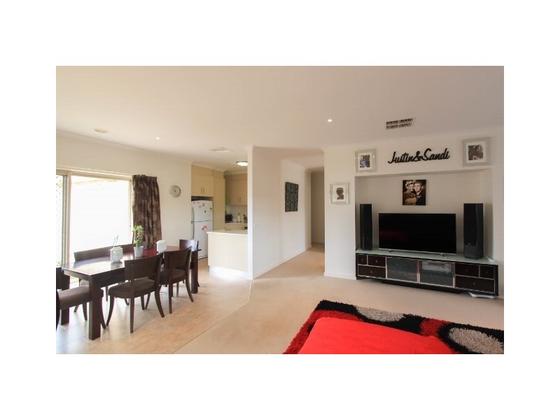 11B Brenton Avenue, Echuca VIC 3564