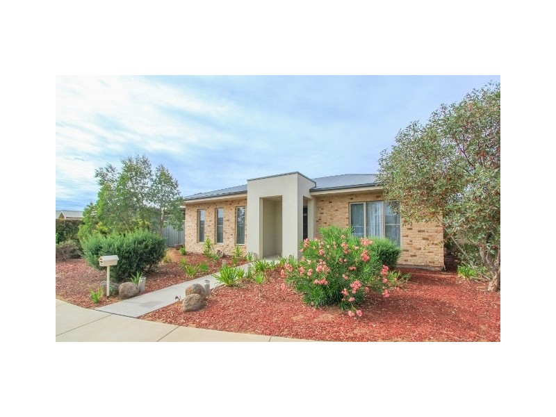 11B Brenton Avenue, Echuca VIC 3564