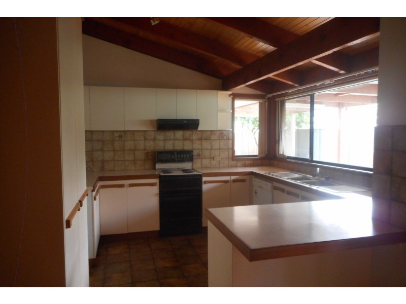 10 Pevensey Place, Moama NSW 2731