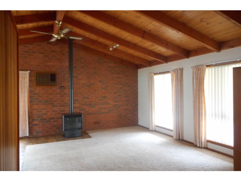 10 Pevensey Place, Moama NSW 2731