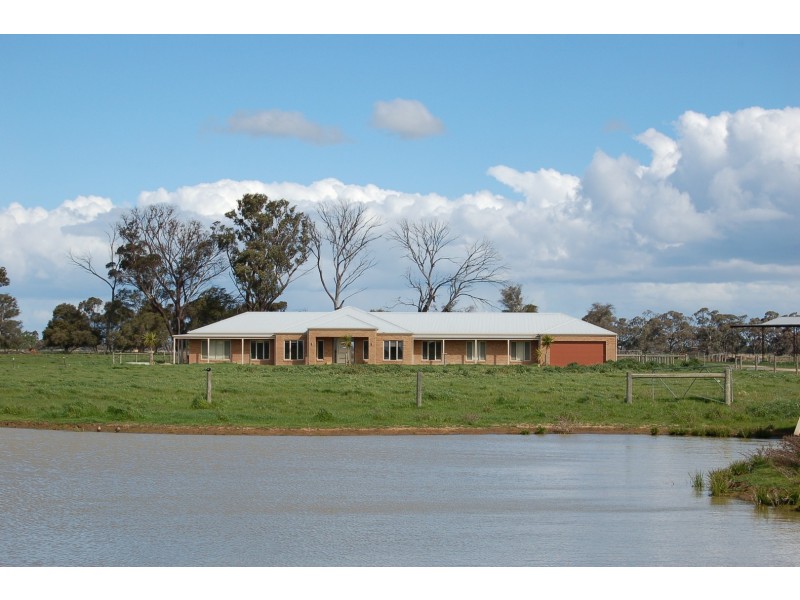 896 Rowe Road, Echuca VIC 3564