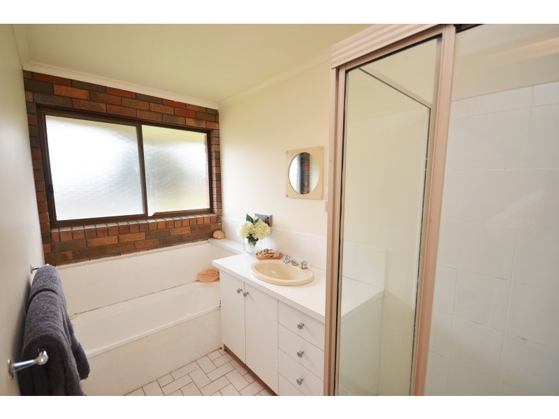 15 Lachlan Crescent, Echuca VIC 3564