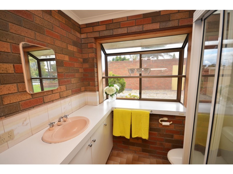 15 Lachlan Crescent, Echuca VIC 3564