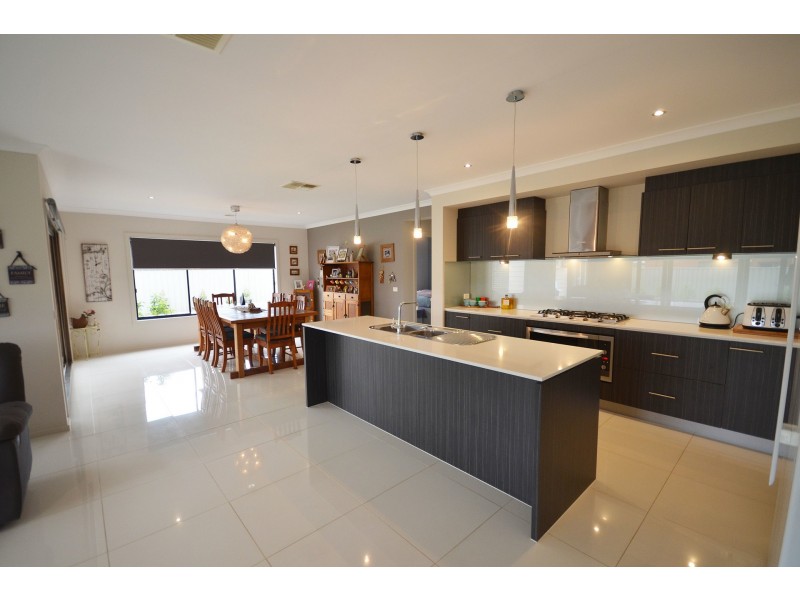 29 Sunset Avenue, Echuca VIC 3564