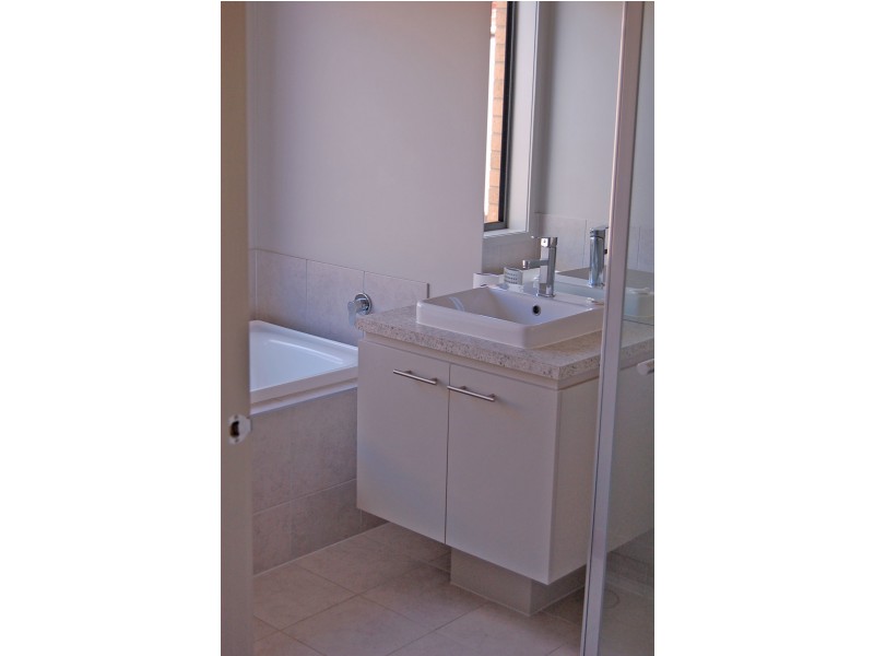 64a Mcswains Road, Echuca VIC 3564