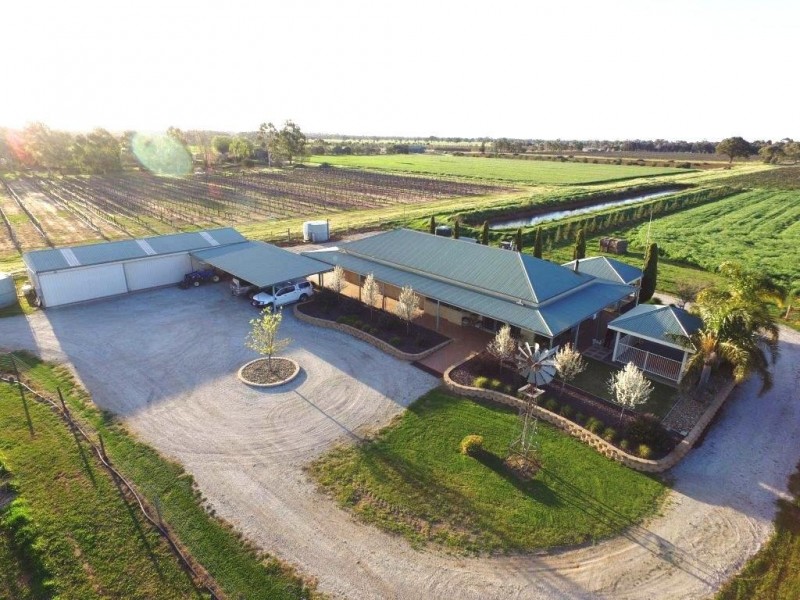 446 Perricoota Road, Moama NSW 2731