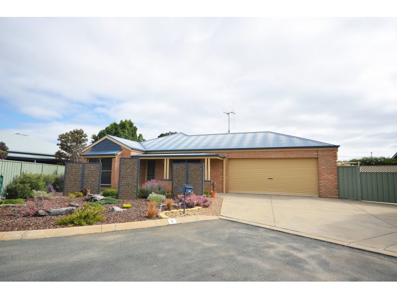 3 Patrick Place, Echuca VIC 3564