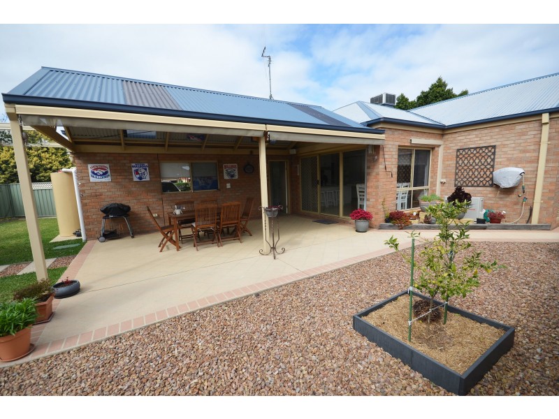 3 Patrick Place, Echuca VIC 3564