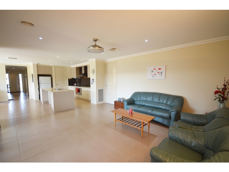 12 Kildare Court, Moama NSW 2731
