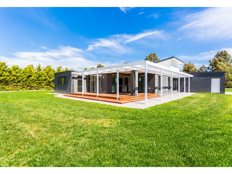 99 Schoeffel Drive, Echuca VIC 3564