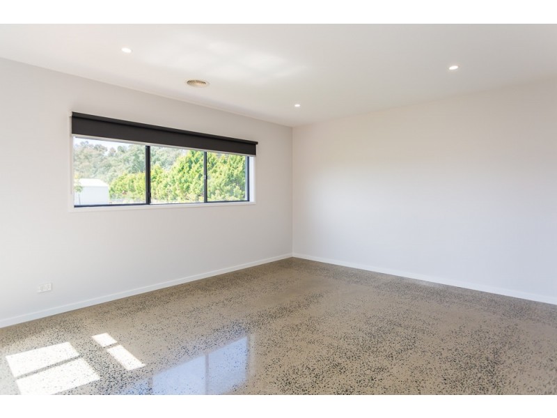 99 Schoeffel Drive, Echuca VIC 3564