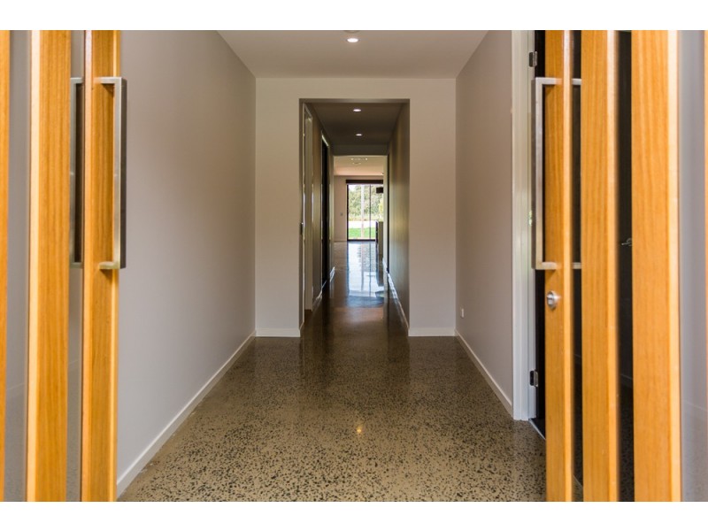 99 Schoeffel Drive, Echuca VIC 3564