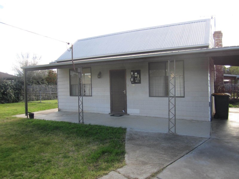 12 Maiden Street, Moama NSW 2731