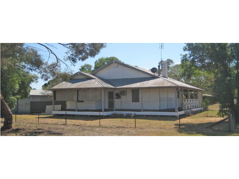 10 Burnes Street, Mathoura NSW 2710