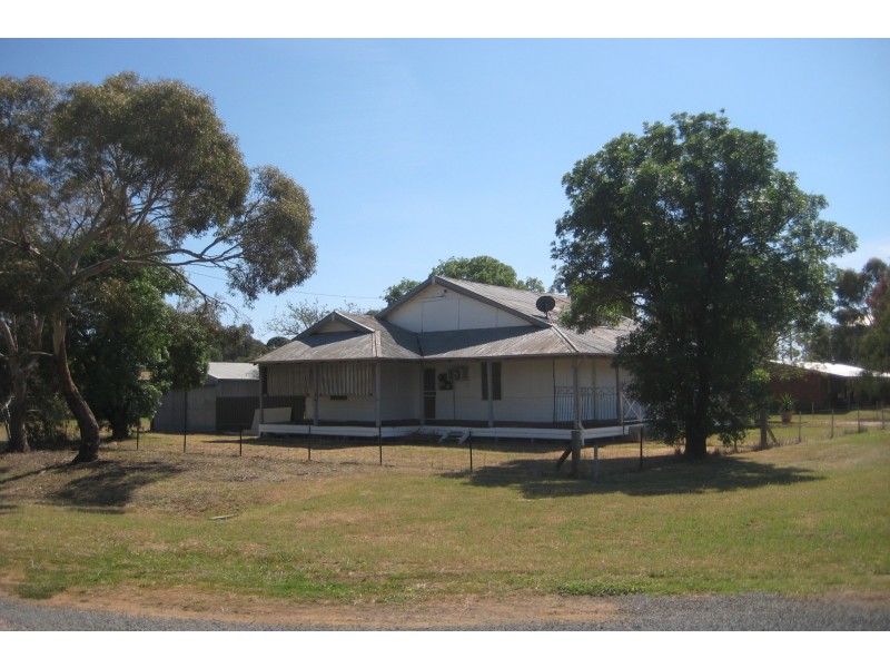 10 Burnes Street, Mathoura NSW 2710