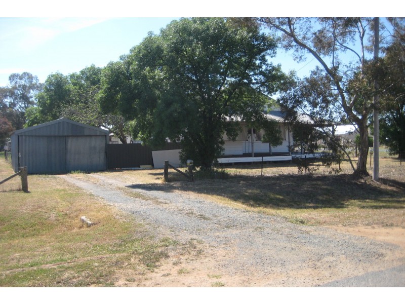 10 Burnes Street, Mathoura NSW 2710