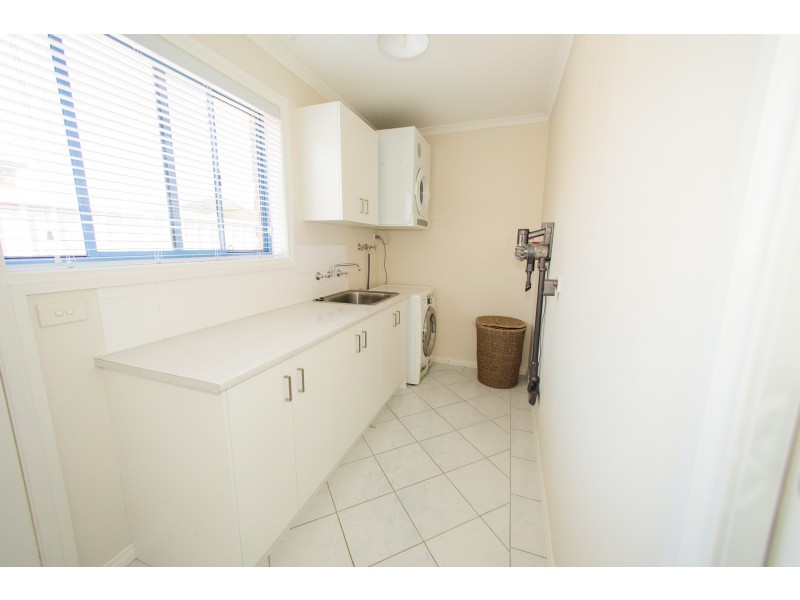 24 Genevieve Avenue, Echuca VIC 3564