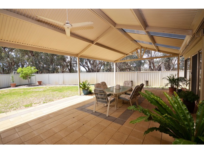 8 Harris Court, Moama NSW 2731