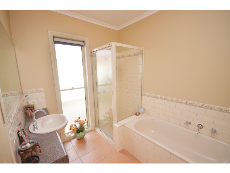 1/126 Sturt Street, Echuca VIC 3564