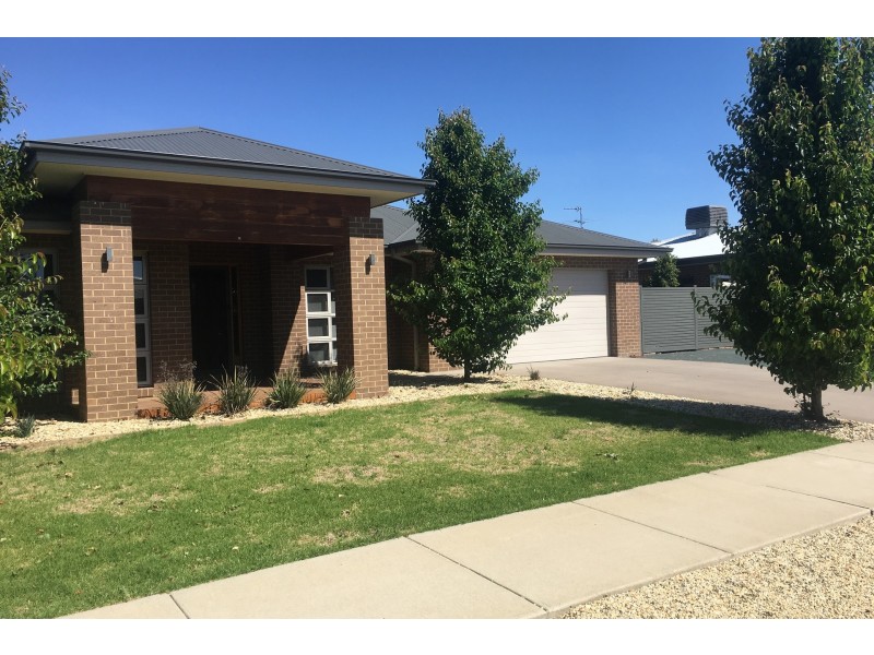 22 Skye Avenue, Moama NSW 2731