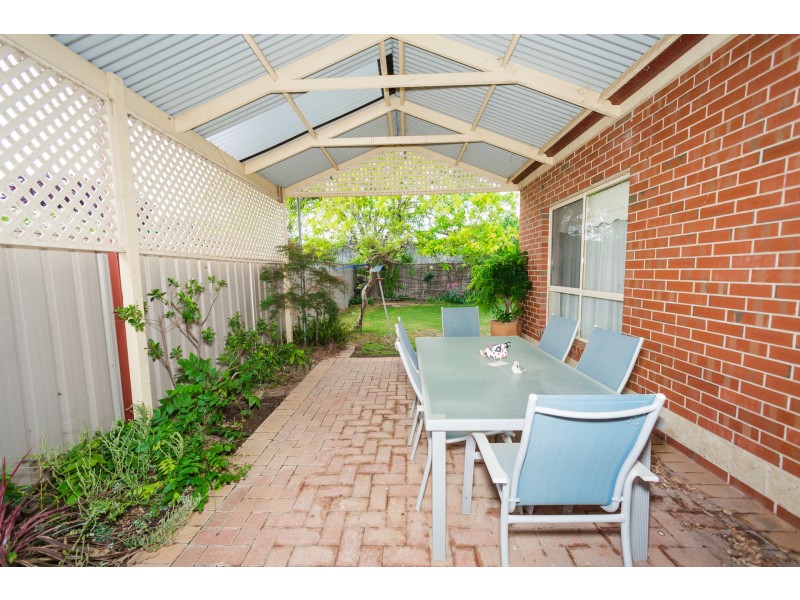 4 Lachlan Crescent, Echuca VIC 3564