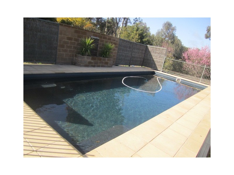8 Bateman Drive, Echuca VIC 3564