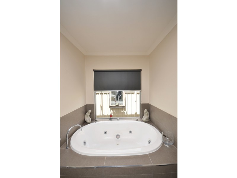 9 Aviemore Court, Moama NSW 2731