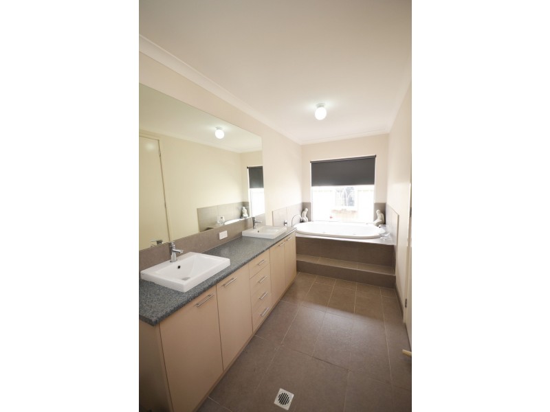 9 Aviemore Court, Moama NSW 2731