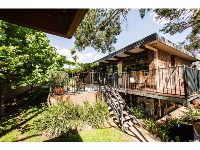 10 Hicks Crescent, Echuca VIC 3564