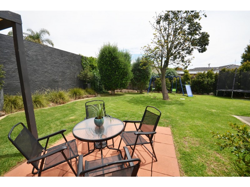 12 Vines Street, Echuca VIC 3564