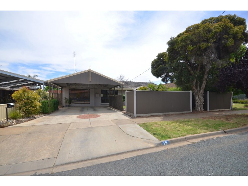12 Vines Street, Echuca VIC 3564
