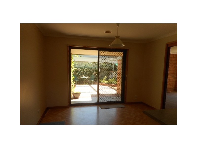 8 Walgett Court, Echuca VIC 3564