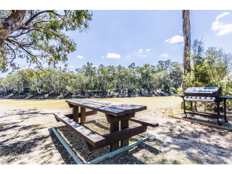 66 Wharparilla Drive, Echuca VIC 3564