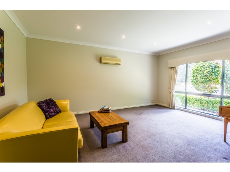 117 Campaspe Esplanade, Echuca VIC 3564