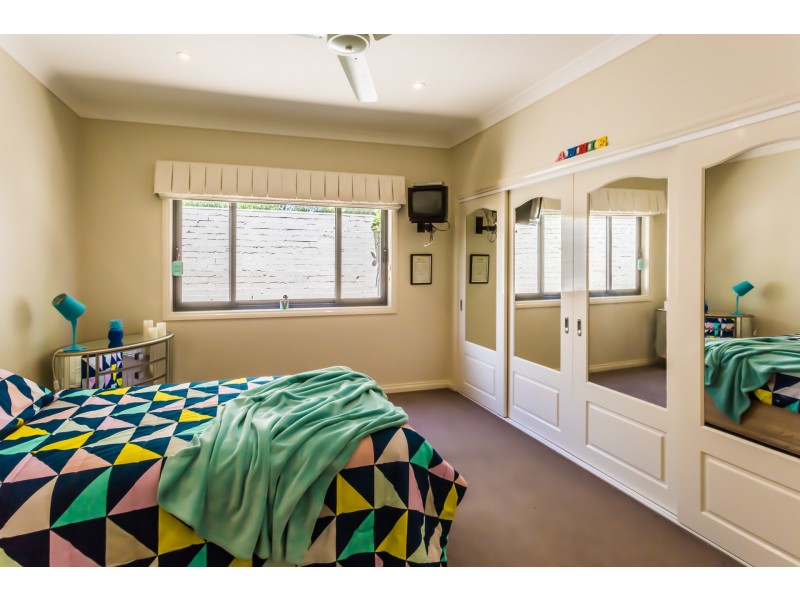 117 Campaspe Esplanade, Echuca VIC 3564