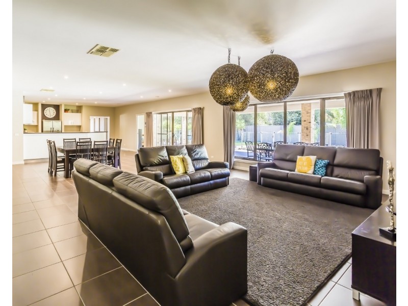 4 Fawkner Court, Echuca VIC 3564