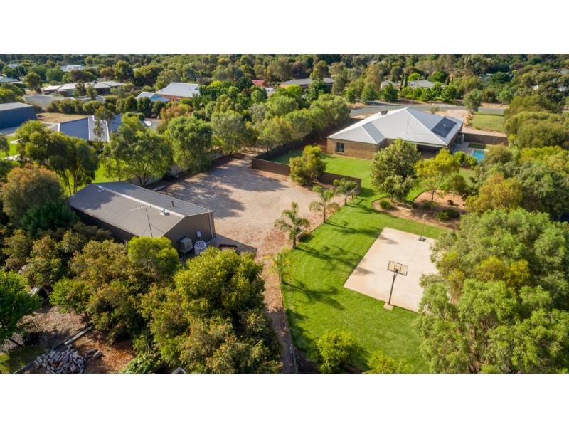 4 Fawkner Court, Echuca VIC 3564