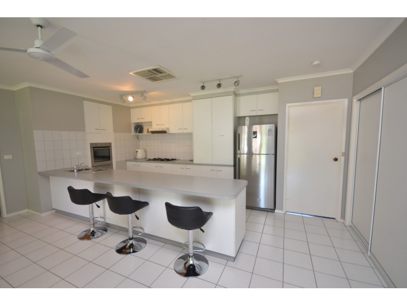 63 Lawson Drive, Moama NSW 2731