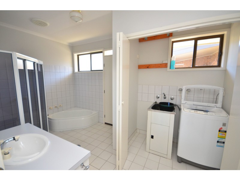 63 Lawson Drive, Moama NSW 2731