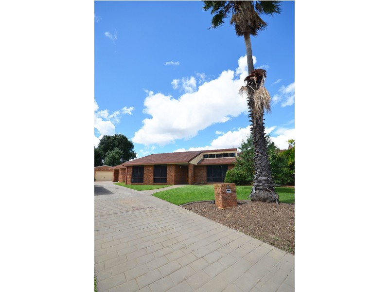 4 Alert Court, Moama NSW 2731