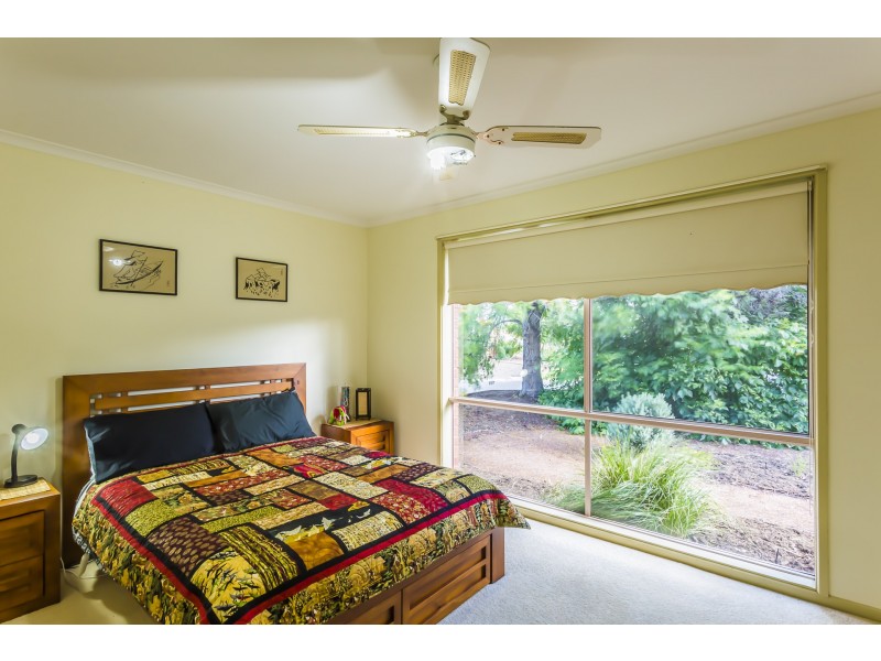 12 Maggie Court, Echuca VIC 3564