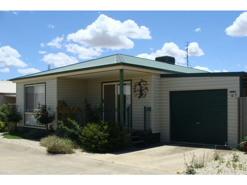 2 Cygnet Court, Moama NSW 2731