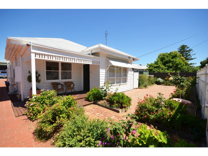 33 Mitchell Street, Echuca VIC 3564