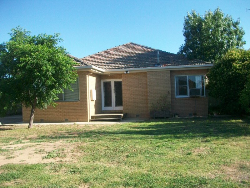 26 Council Street, Moama NSW 2731