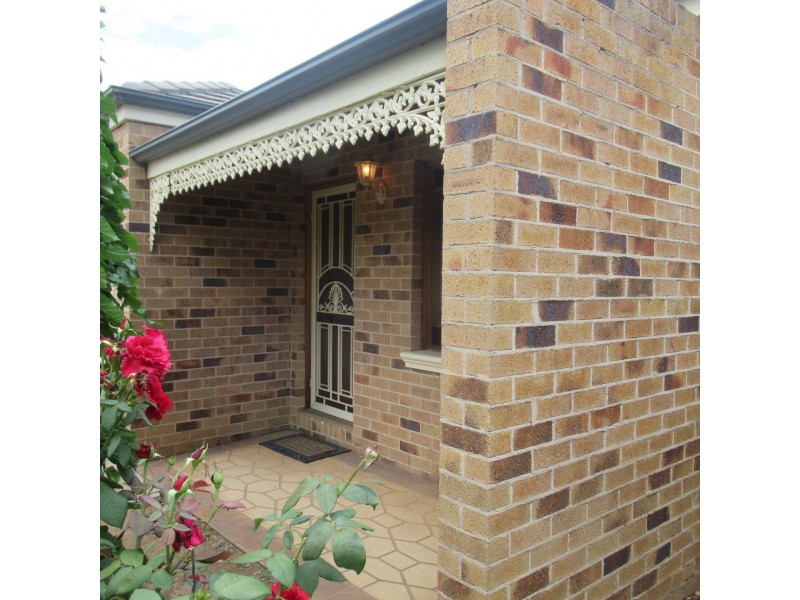2/9 Echuca Street, Moama NSW 2731